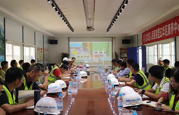 1627609331738469.jpg xiao 公司在五華醫(yī)院項目部開展標(biāo)化工地學(xué)習(xí)交流1.jpg