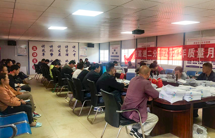 1652264206449607.jpg (小圖)施鏈-嚴(yán)正平-攝影.jpg